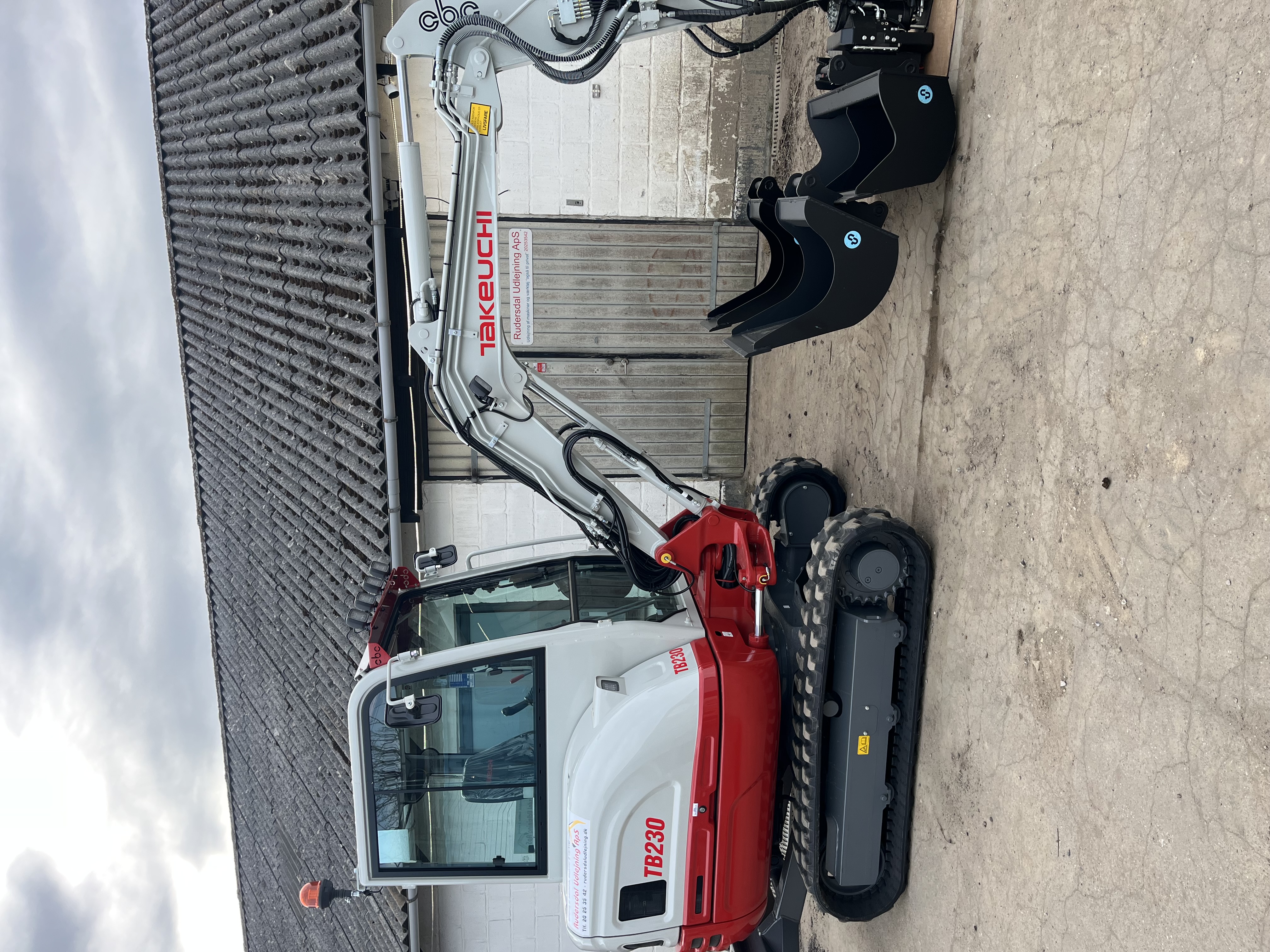 Takeuchi TB 230